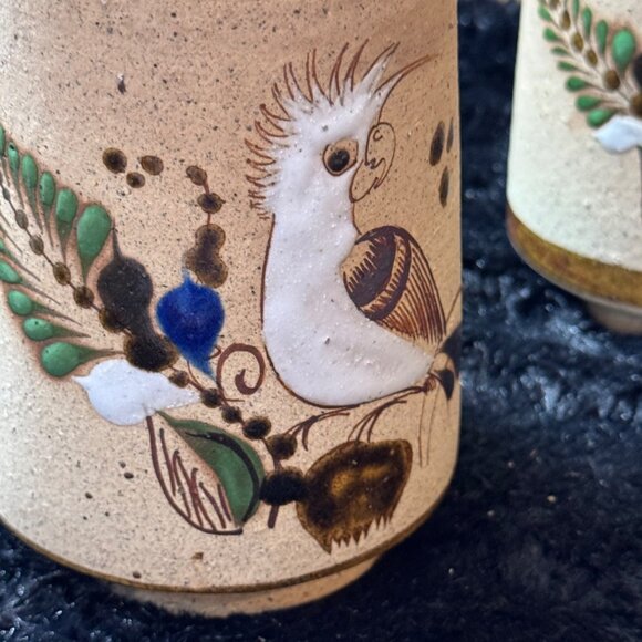 Mexican Tanola Pottery Cockatoo Mugs Beige & Brown Speckled Set Of 2 - Picture 2 of 8